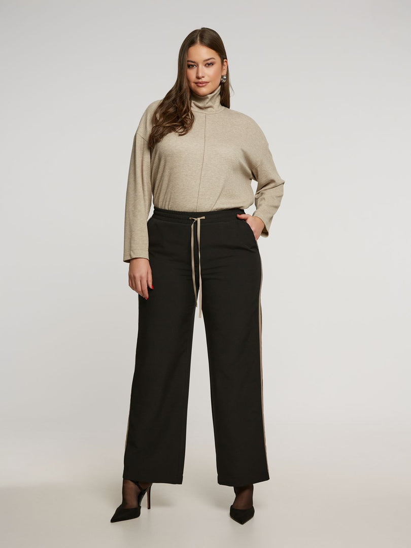 Pantaloni con riga laterale